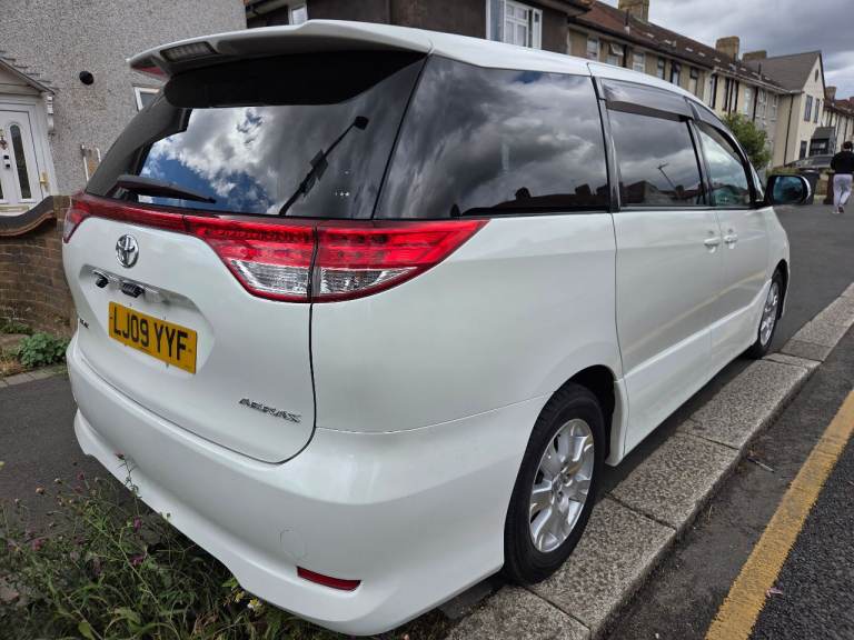 7 Seater Automatic Petrol,Totota Estima (Not Hybrid)Fresh Mot,Auto Doors,Camera,Cruise £3650 Only