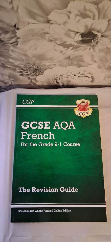 AQA GCSE french revision book 