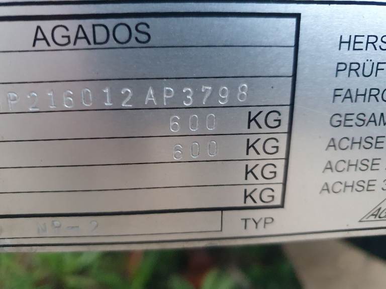 Agados 6x4 Trailer with lockable hard top and roof rack 