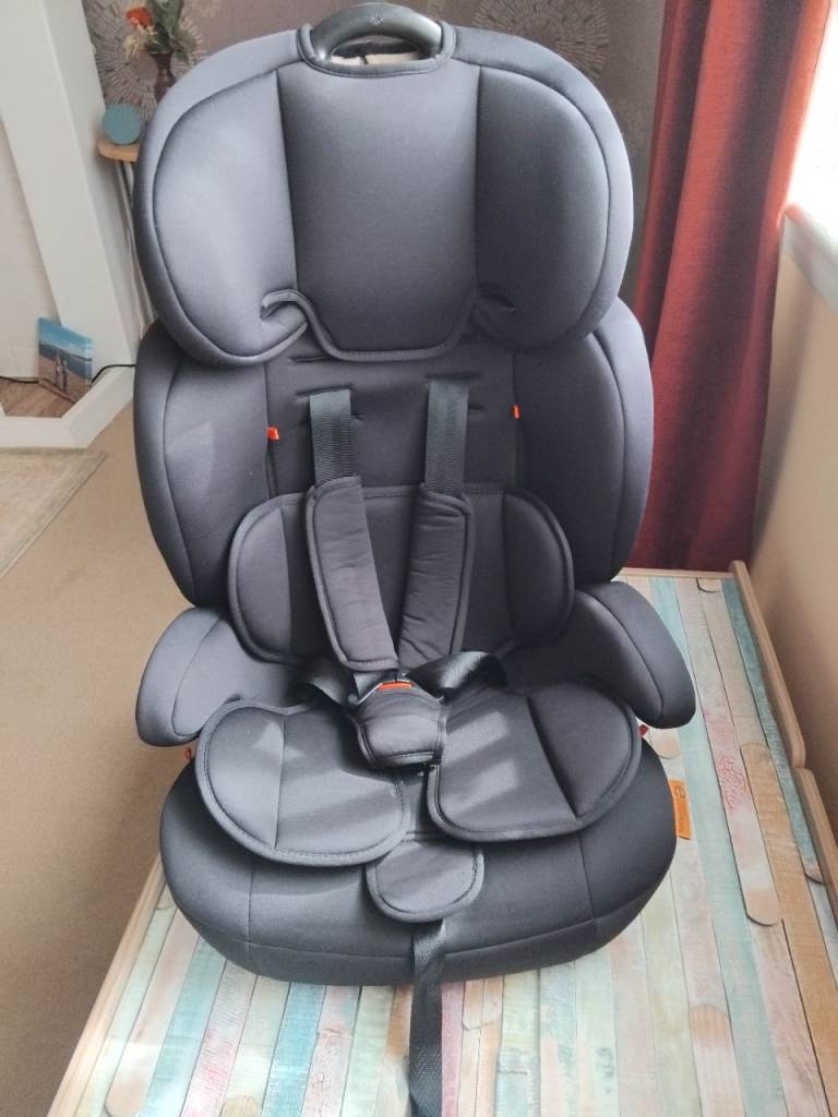 Child's Car Seat - immaculate condition 