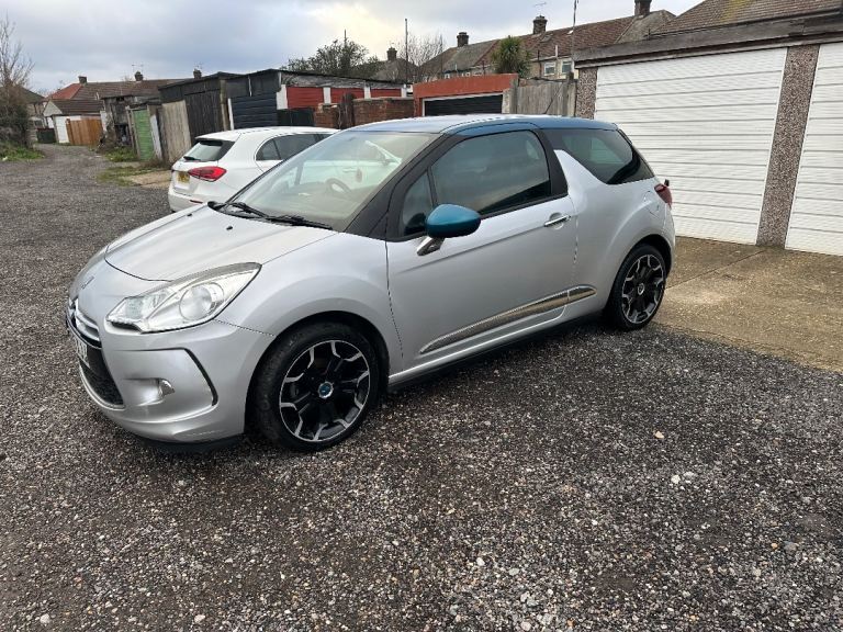 DS, DS 3, Hatchback, 2016, Manual, 1560 (cc), 3 doors