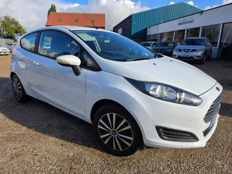 2015 15 FORD FIESTA 1.25 STYLE HATCHBACK 3DR PETROL MANUAL EURO 5 (60 PS)