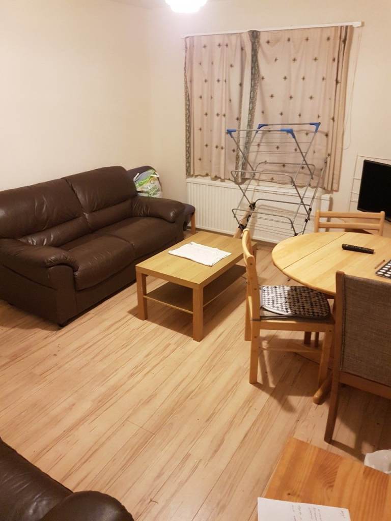 Room let in Bridge of Don modern house good facilities all bills INC. free WIFI parking available 