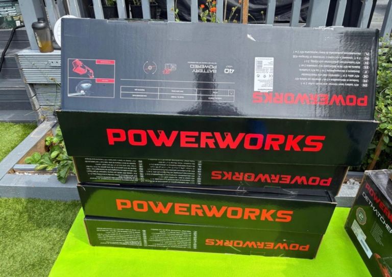 Grass trimmer and brushcutter powerworks