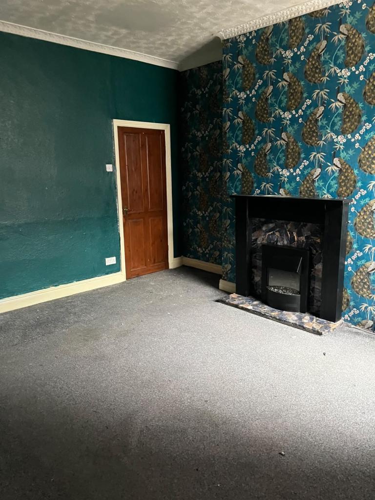 Two bedroom house to rent in Blackburn 