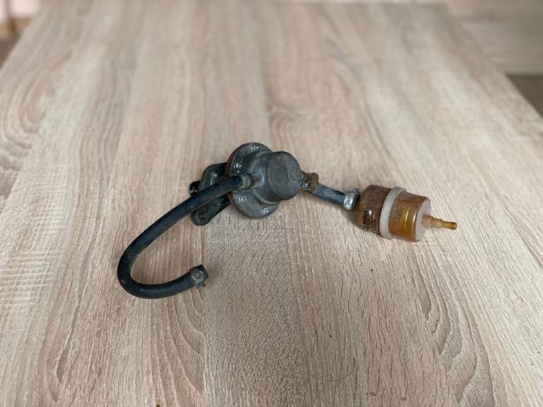 Fuel Pump VW Polo 86C II 2 coupe 1989 1.3