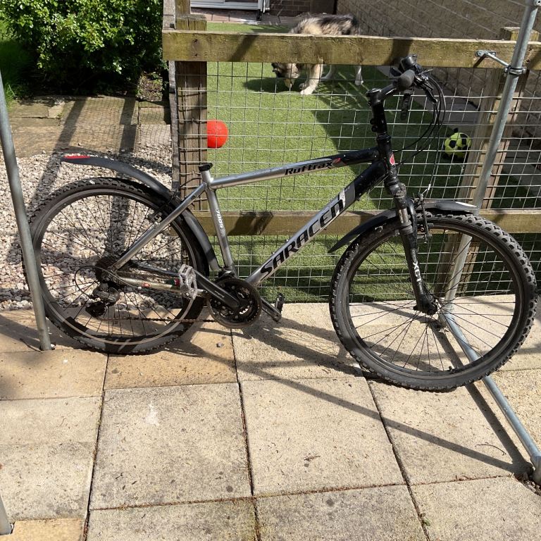Ruftrax 3 Saracen bike