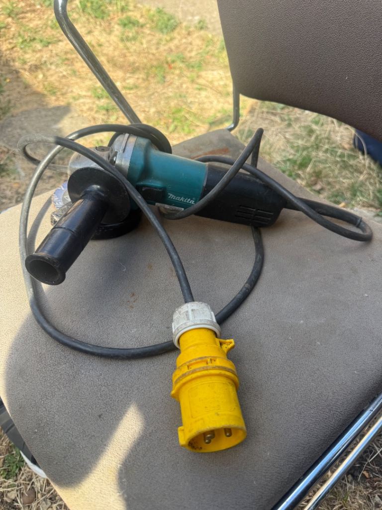 Makita grinder good working condition 