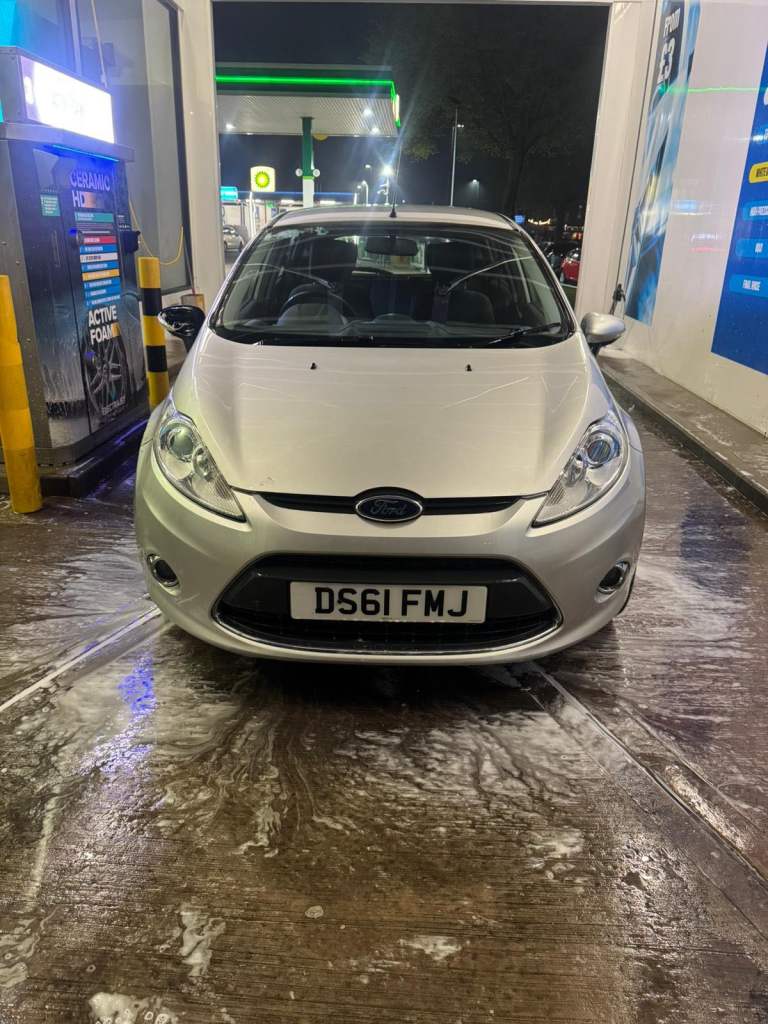 Ford, FIESTA, Hatchback, 2011, Manual, 1242 (cc), 5 doors