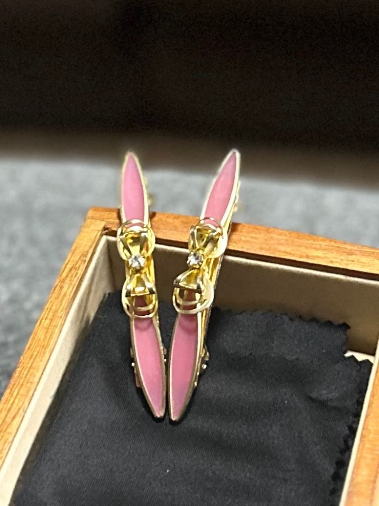 Pink & Gold Tone Hair Clips – Pair