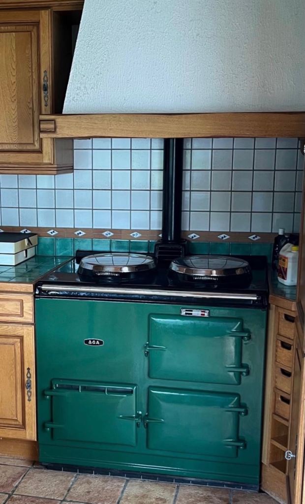 AGA Cooker in Green (Oil)