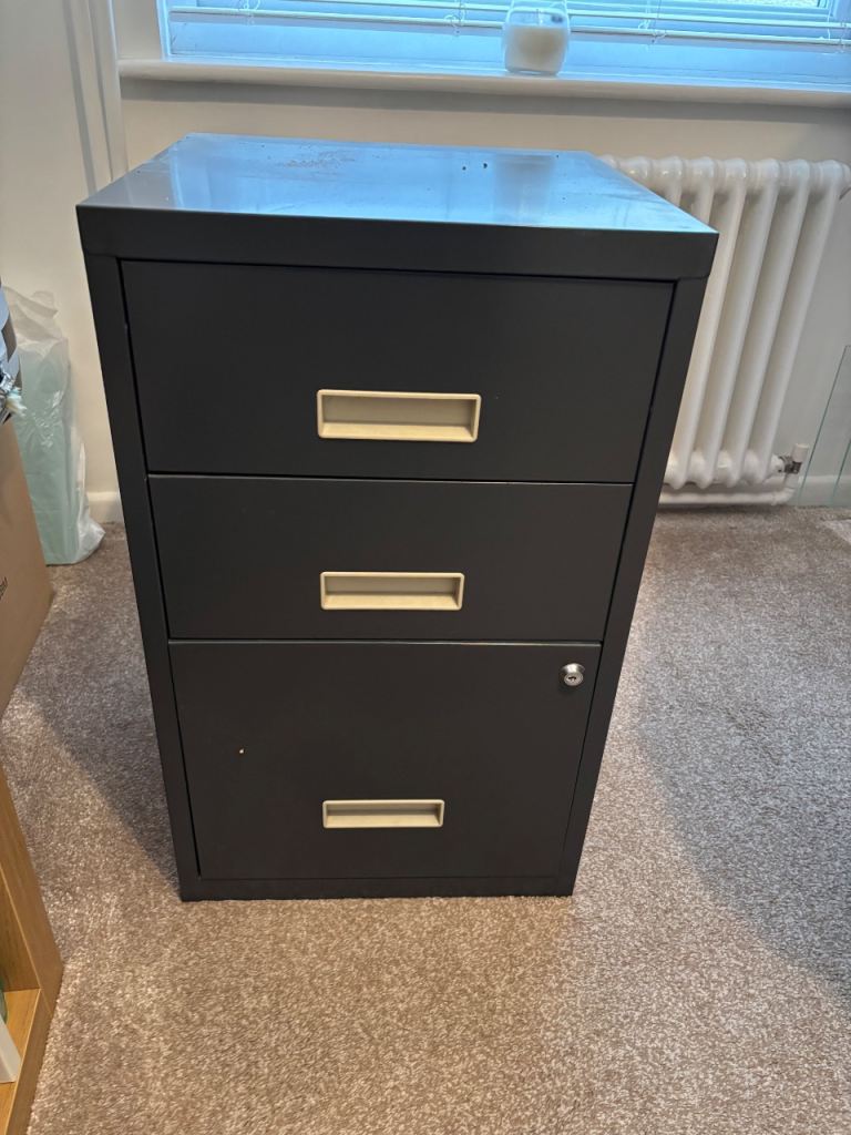 3 drawer metal cabinet