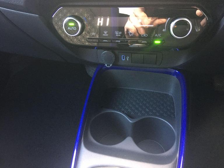 2025 Toyota Aygo X 1.0 VVT-i Edge Hatchback 5dr Petrol Manual Euro 6 (s/s) (72 ps) HATCHBACK Petr...