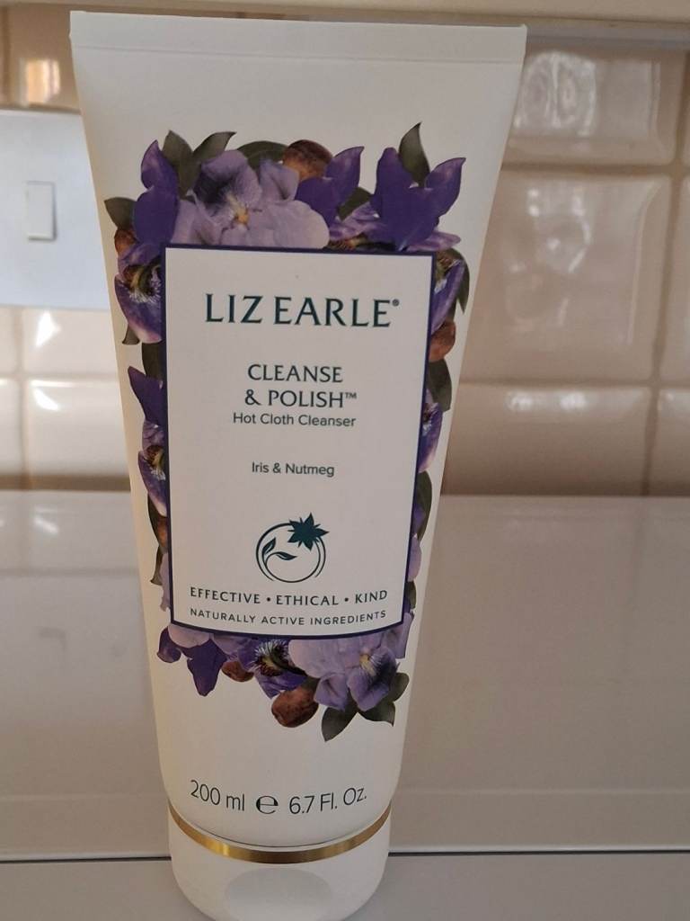 BRAND NEW & UNOPENED LIMITED EDITION LIZ EARLE IRIS & NUTMEG CLEANSE & POLISH 200ML