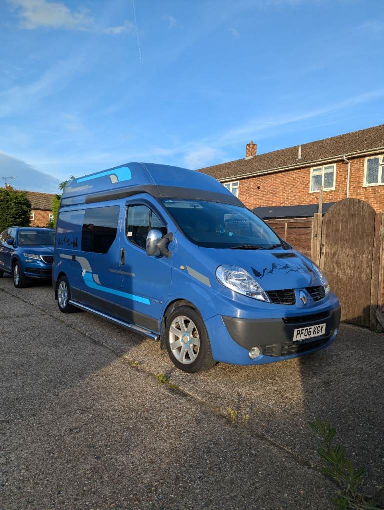Renault traffic 1.9 lwb camper van 