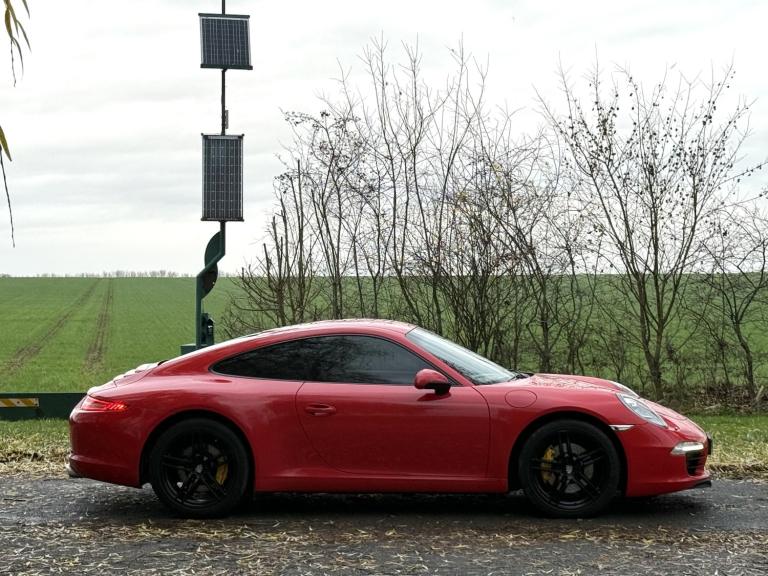 PORSCHE 911 3.4 991 Carrera 2013