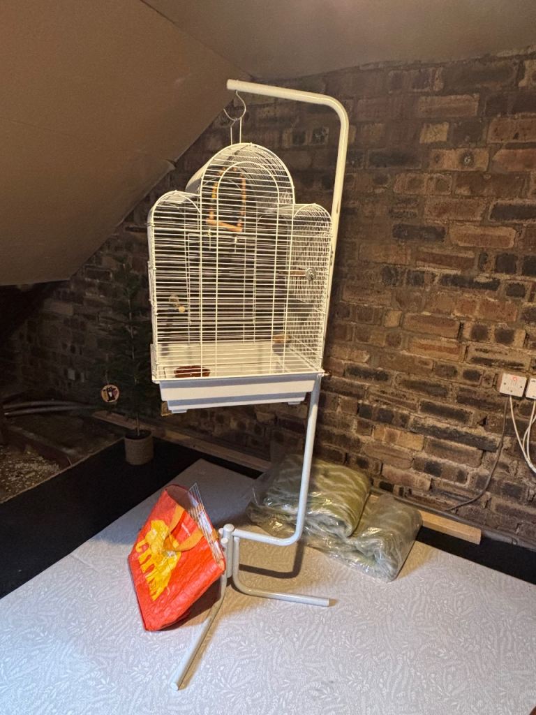 Free Standing Budgie Cage