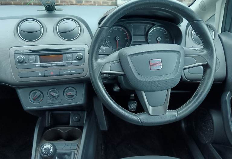 2013 Seat Ibiza Toca 1.4 Petrol Estate