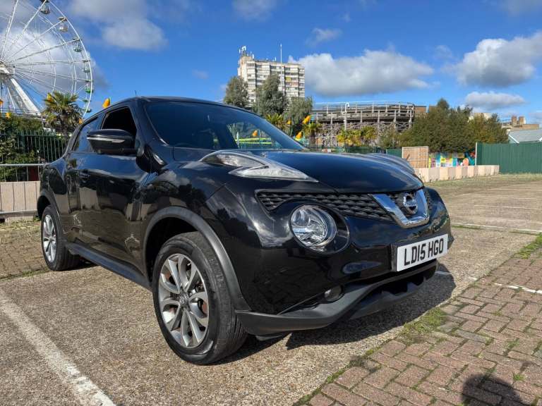 2015 Nissan Juke 1.6 Tekna 5dr Xtronic HATCHBACK Petrol Automatic