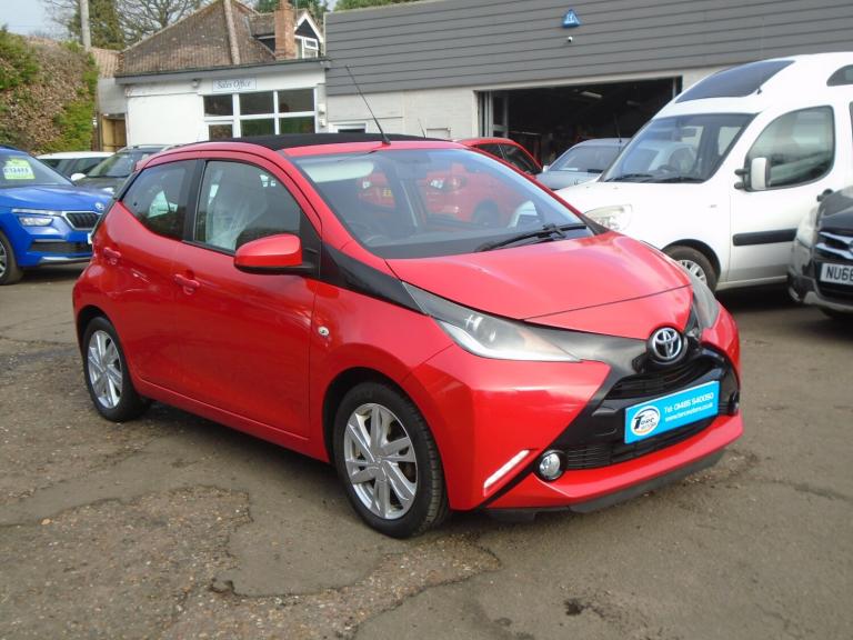 2016 Toyota AYGO 1.0 VVT-i X-Pression 5dr x-shift HATCHBACK Petrol Manual