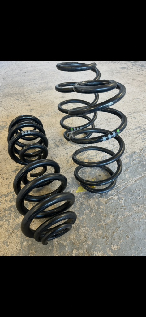 VW Transporter T6 T32 genuine springs 