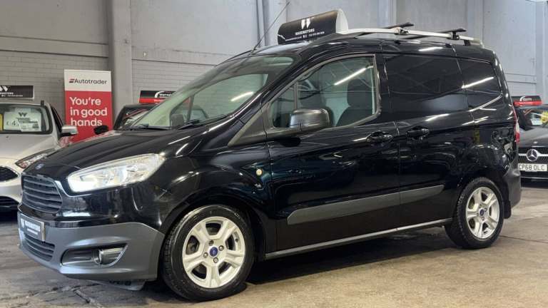 FORD TRANSIT COURIER 1.5 TDCi Trend Diesel Black 5dr SATNAV+NO VAT+CLEAN+WORK