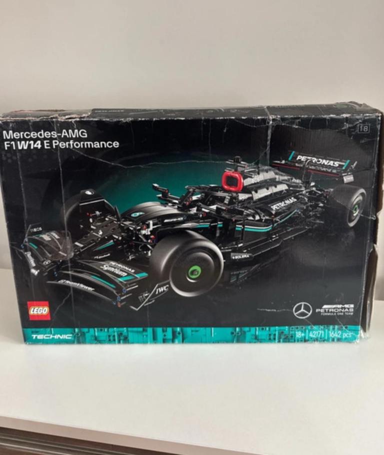 Technic Mercedes-AMG Petronas F1 W14 E Performance (Set 42171).