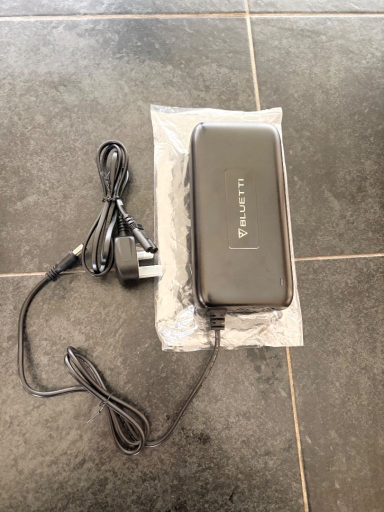 BLUETTI T200S Power Supply Charger – Brand New