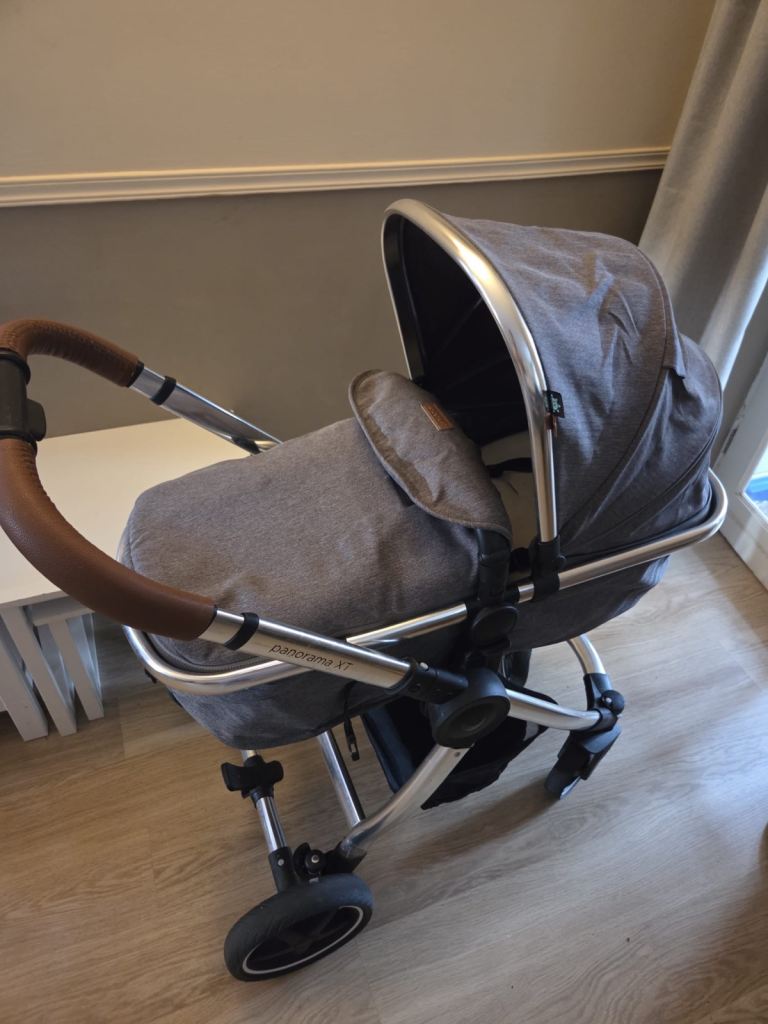 Panorama XT Pram and travel system