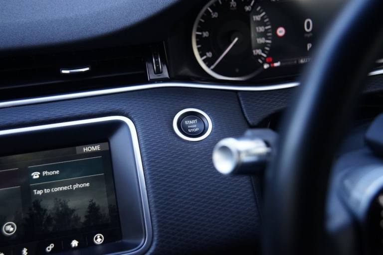 2020 Land Rover Range Rover Evoque 1.5 P300e 12.2kWh S SUV 5dr Petrol Plug-in Hybrid Auto 4WD Eur...