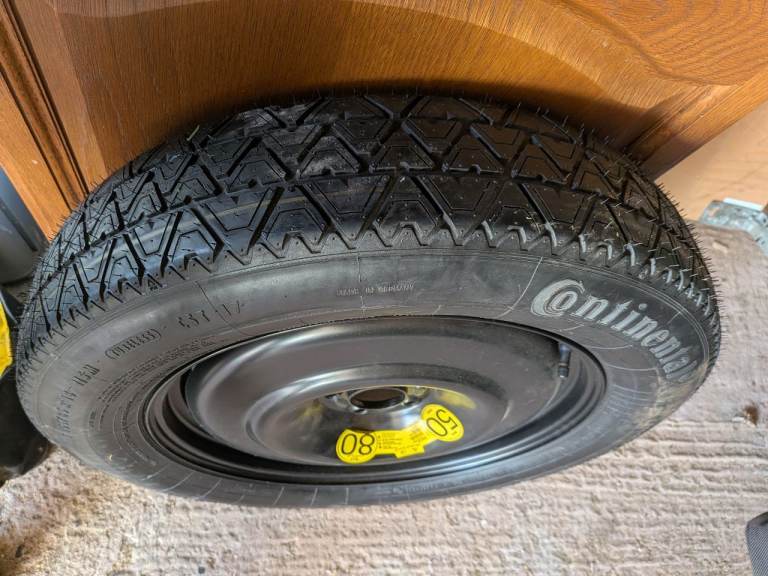 Spacesaver spare wheel Landrover Discovery 