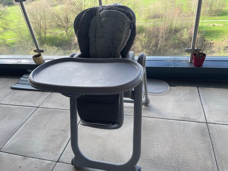 Chicco Polly magic baby high chair