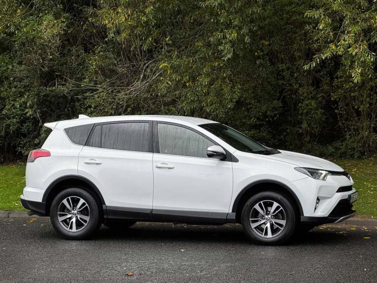 2016 Toyota RAV 4 2.0 D-4D Business Edition 6 Speed Manual 5 Door Diesel Estate