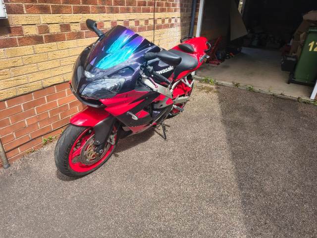 Kawasaki, Ninja ZX 9, 2002, 899 (cc) | in Leicester