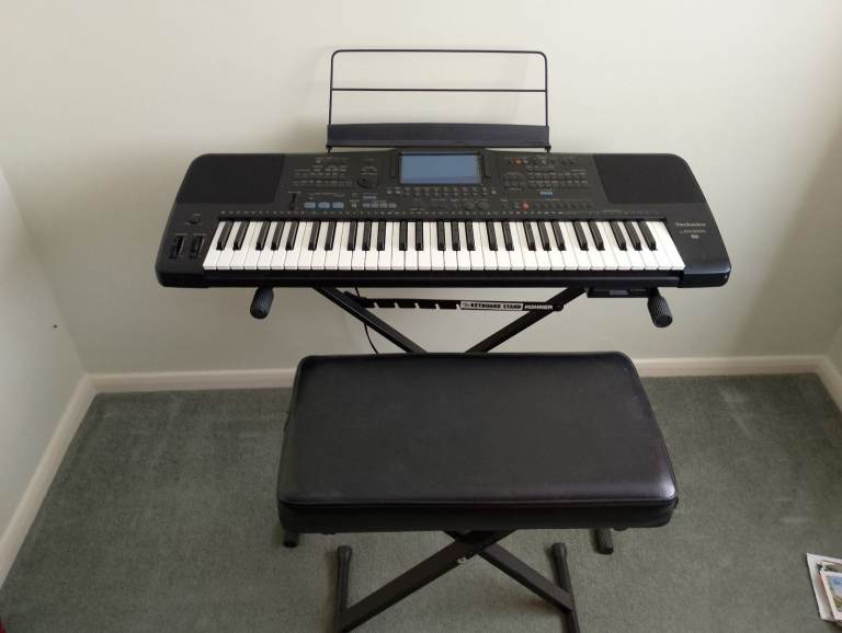 Technics KN3000 Electric Keyboard with Stand and Stool - Reduced