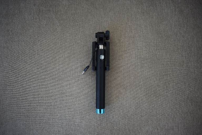 Telescopic selfie stick