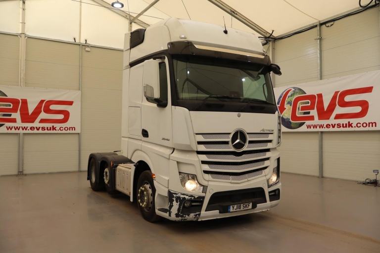 2018 (18 PLATE) Mercedes Benz Actros 2546 6x2  Tractor Units