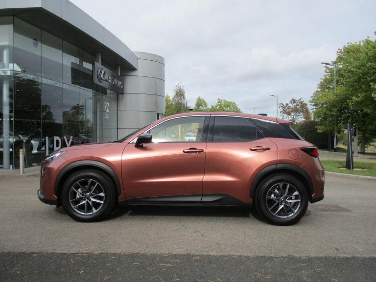 2025 Lexus LBX 1.5 VVT-iE Premium SUV 5dr Petrol Hybrid E-CVT Euro 6 (s/s) (136 ps) HATCHBACK Pet...