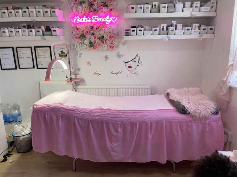 Beautician needed