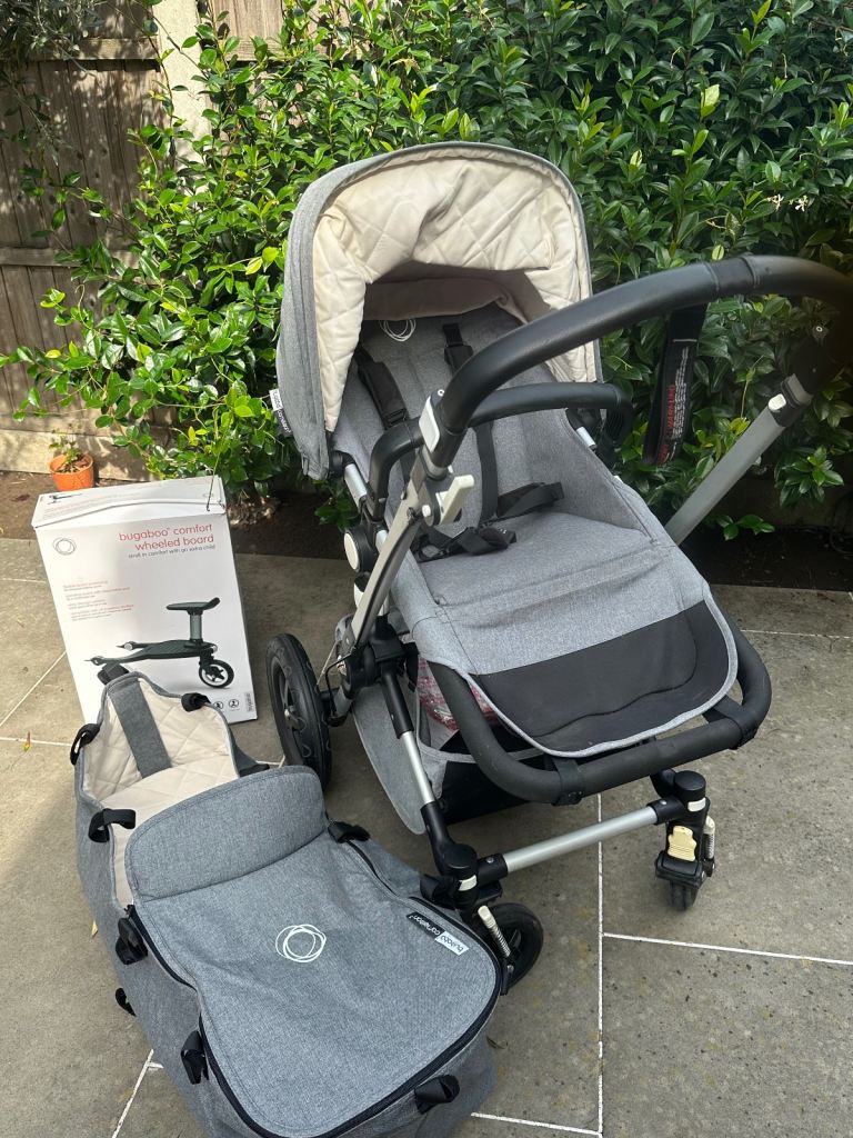 Bugaboo Cameleon 3 seat and carrycot pushchair + travel bag + wheeled board + various accessories 