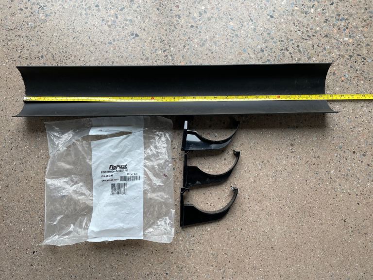 Guttering & Fascia Brackets x 3