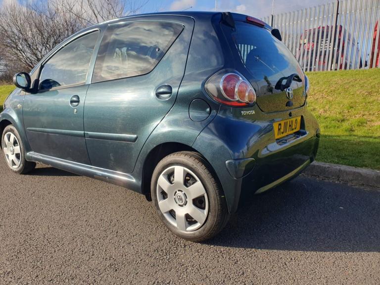 2011 Toyota AYGO 1.0 VVT-i Ice 5dr HATCHBACK Petrol Manual