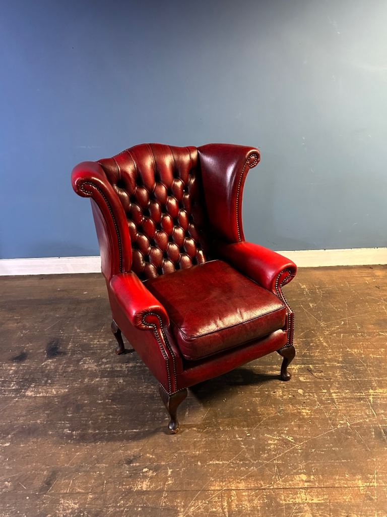 Superb vintage Oxblood leather chesterfield Queen Anne wingback chair Uk delivery 