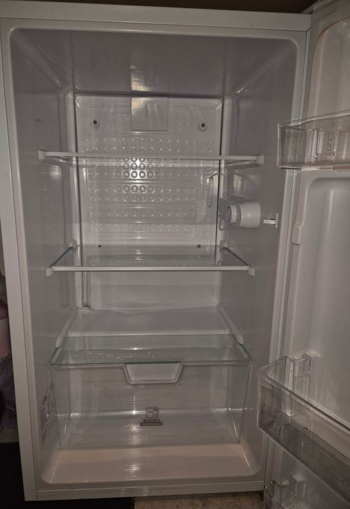 Under counter fridge