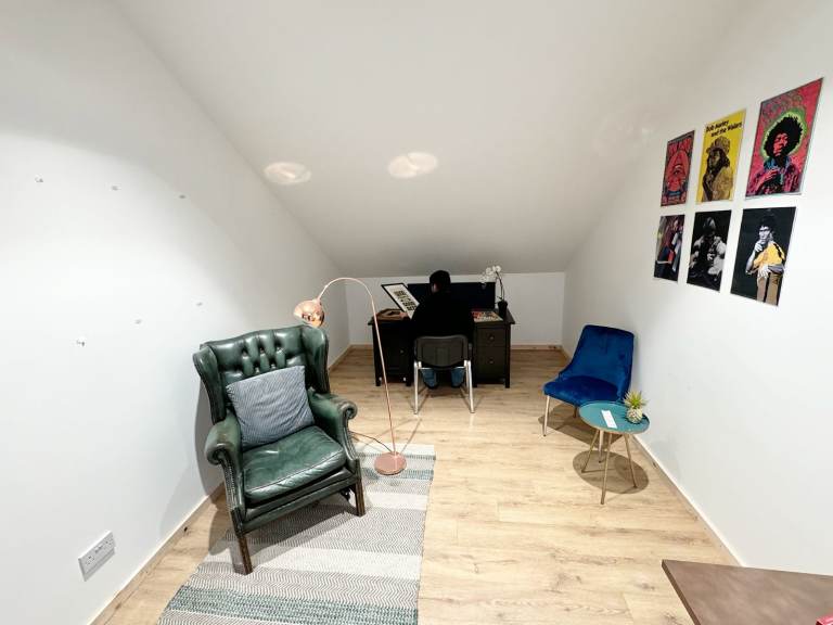 Creative Space To Share | Artist studios | Worshop | Office In Leytonstone East London E10