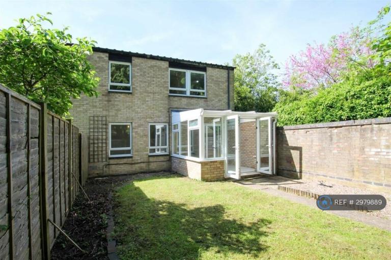 3 bedroom house in Arran Close, Cambridge, CB1 (3 bed) (#2979889)