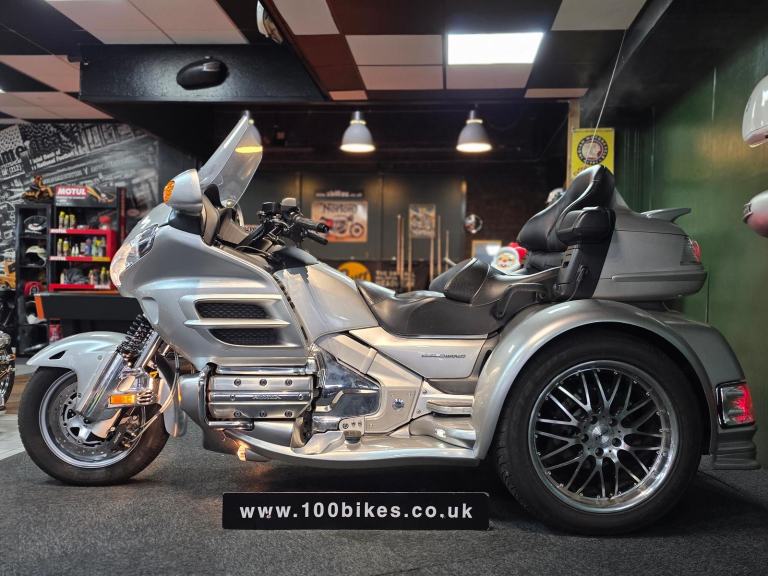 2009 HONDA GL1800 GOLDWING DELUXE EML MARTINIQUE TRIKE WITH 27,000 MILE'S 
