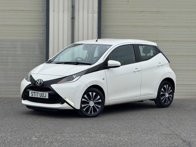 2017 Toyota Aygo VVT-i X-Play 1.0 Petrol Manual Hatchback 5 Door - Cheap Car