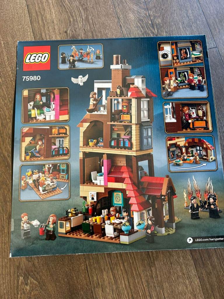 Lego Harry Potter Attack on the Burrow