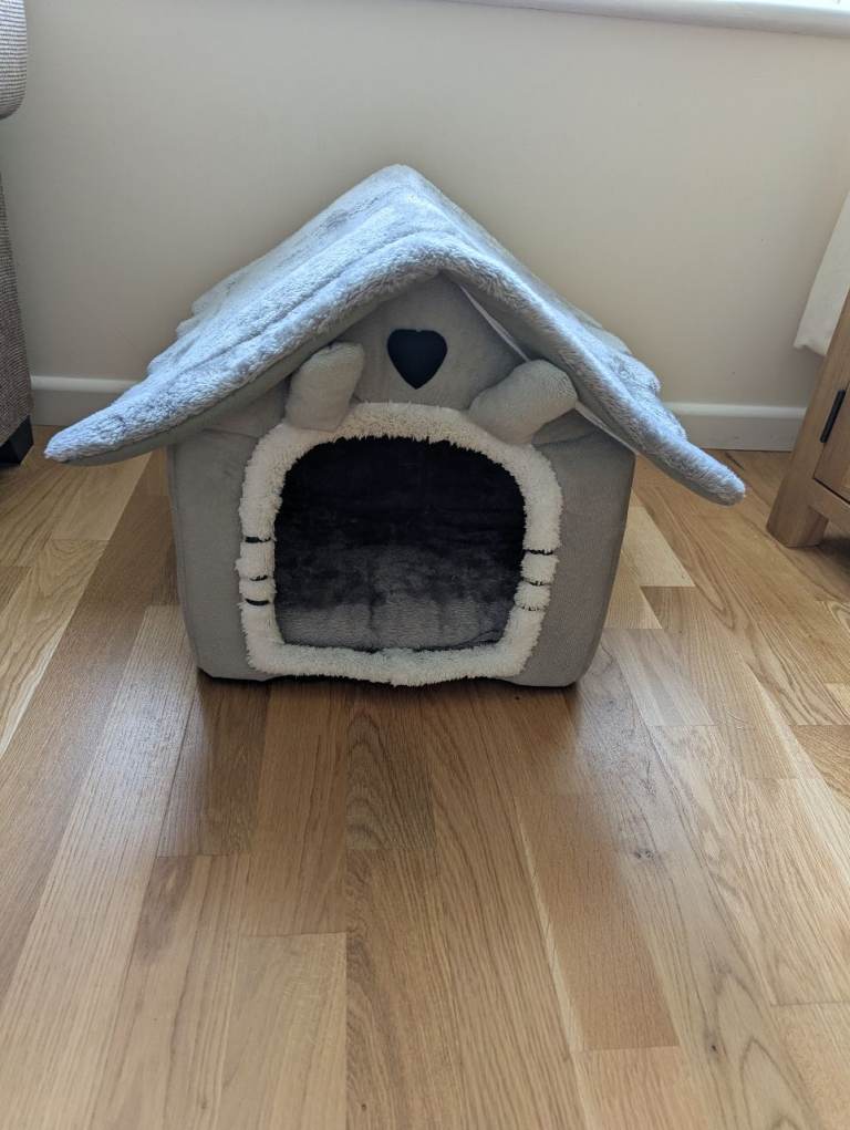 Cat or kitten bed 